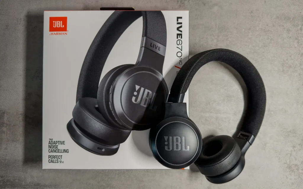 جی بی ال Live 670NC