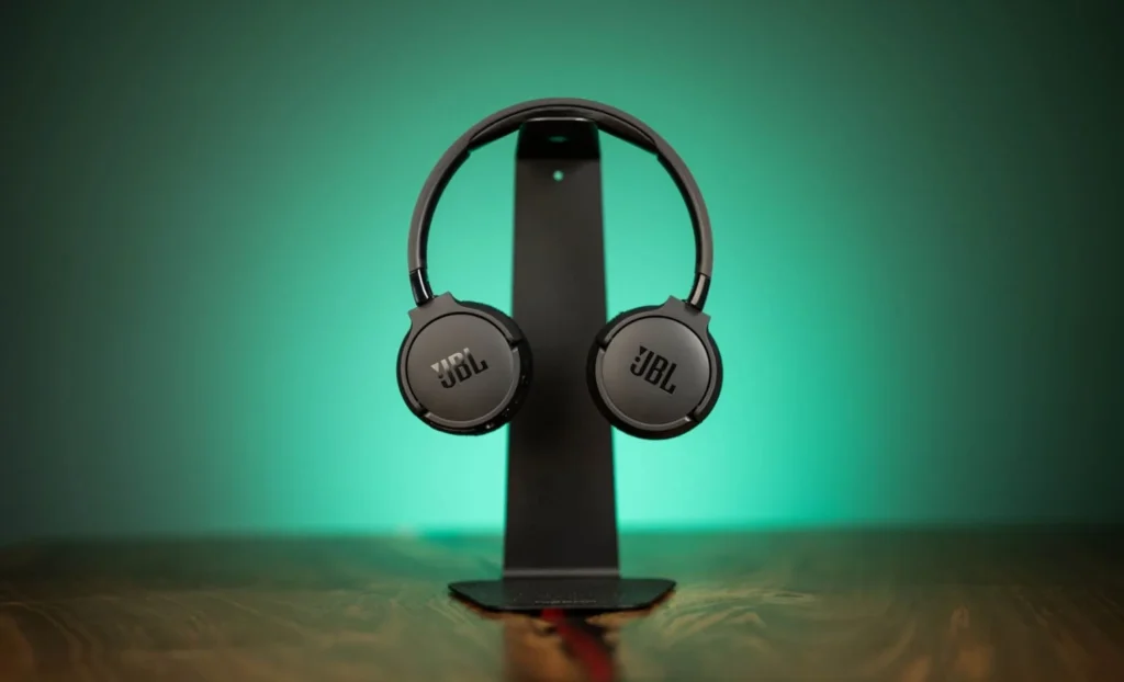 هدفون JBL Tune 670NC