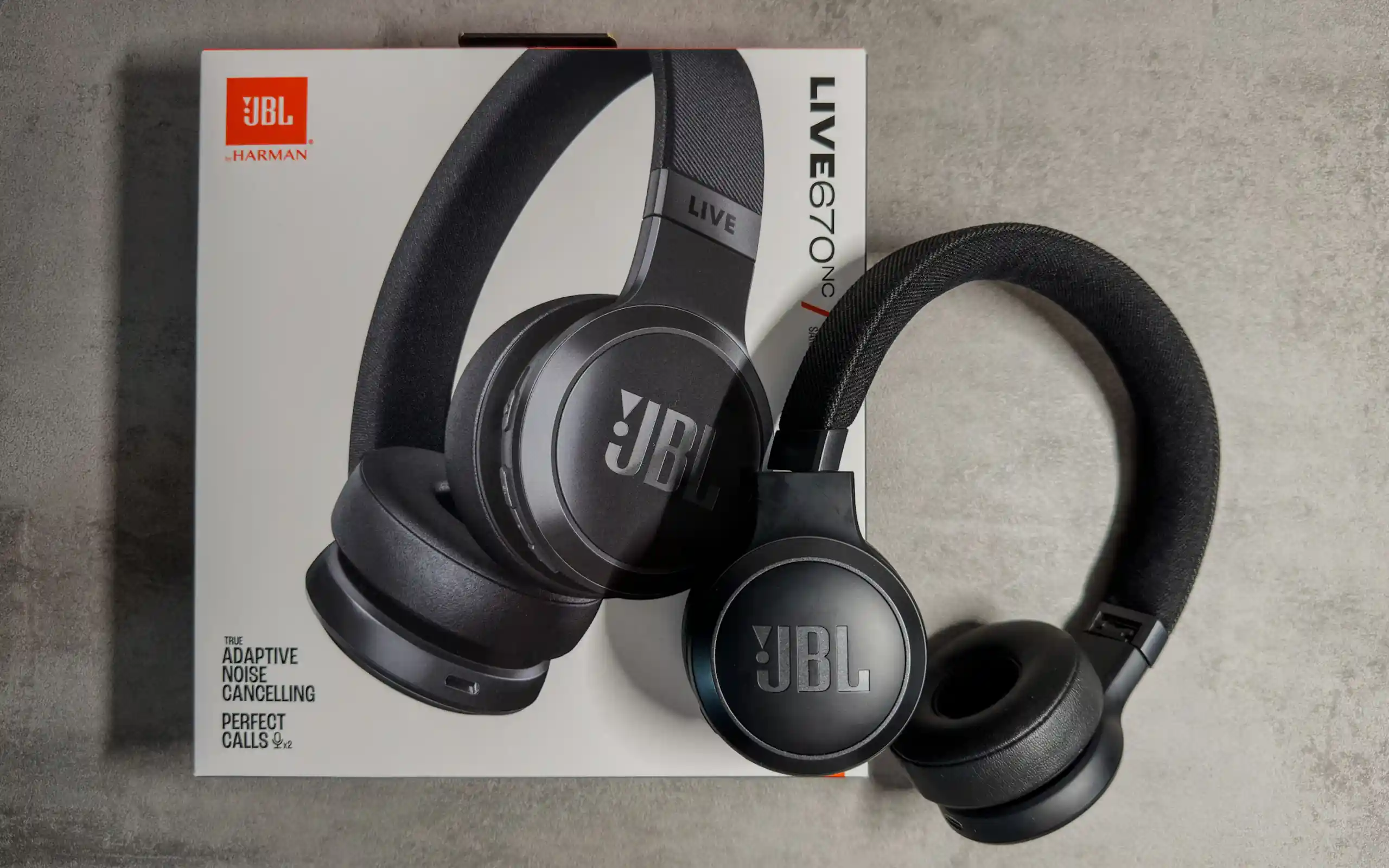 جی بی ال Live 670NC