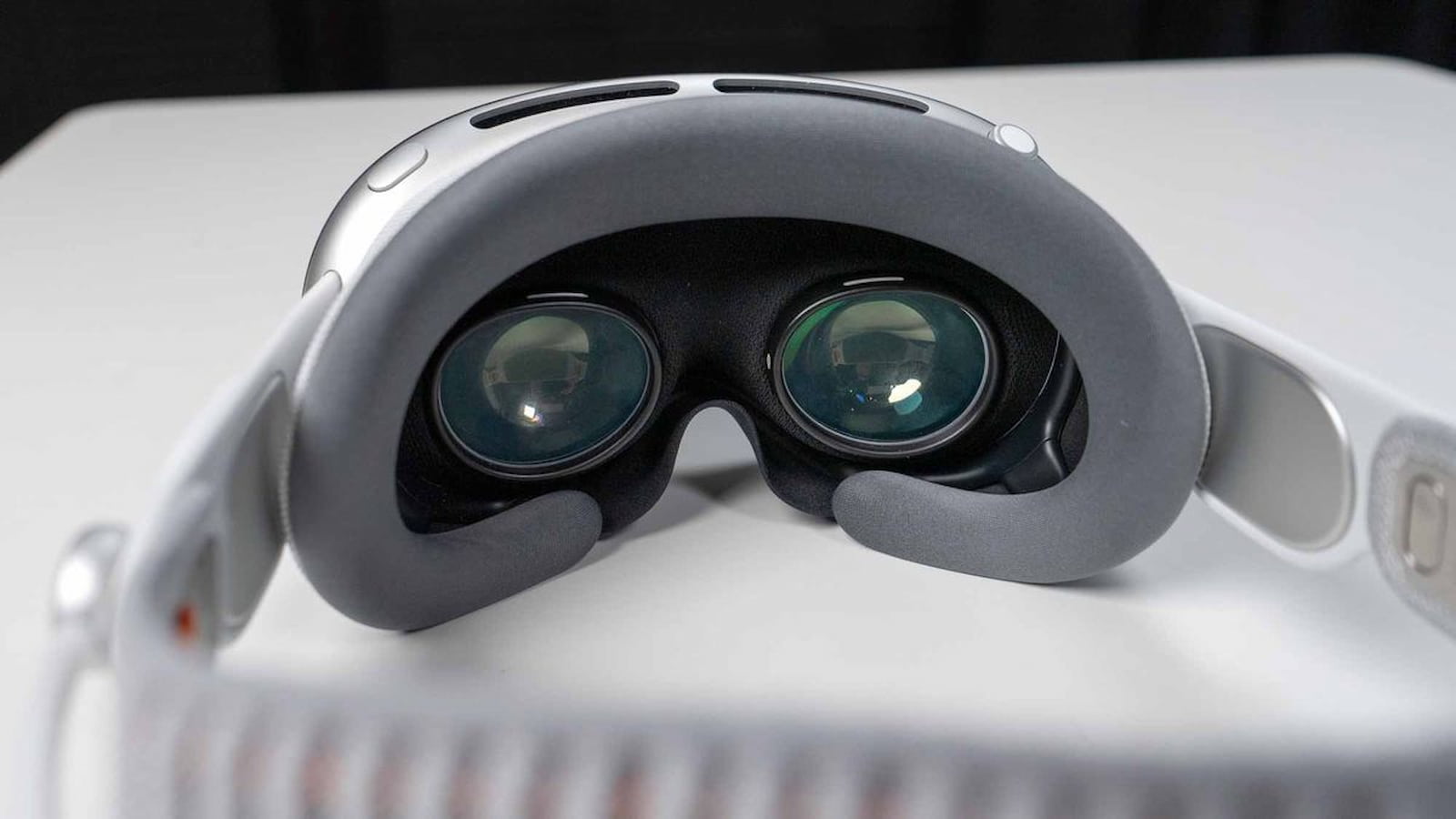 اپل ویژن پرو 2