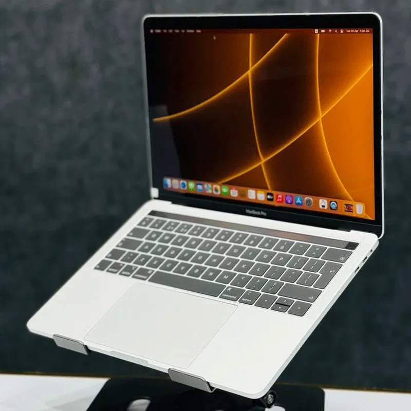 مک بوک کارکرده